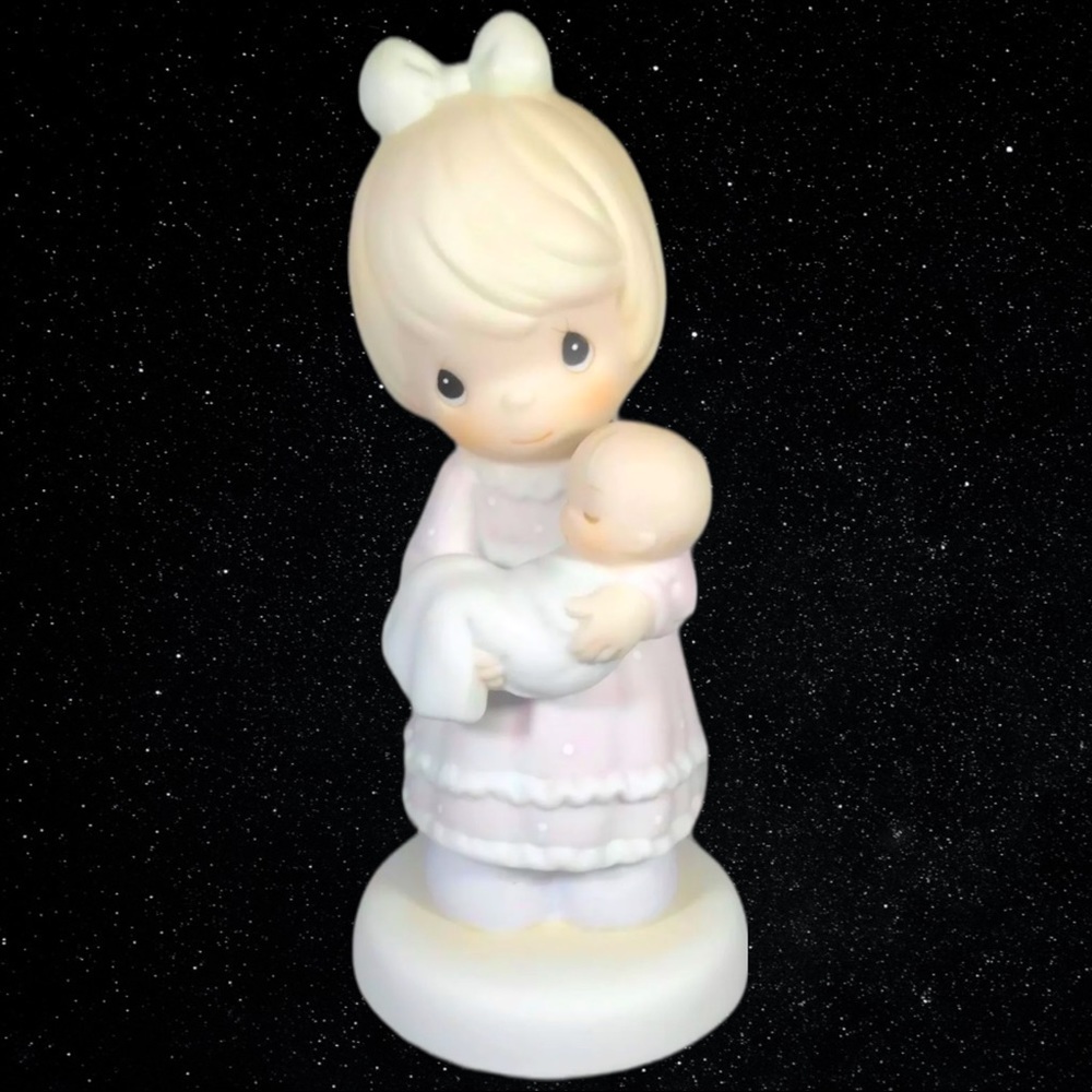 Precious Moments “A Special Delivery” Figurine